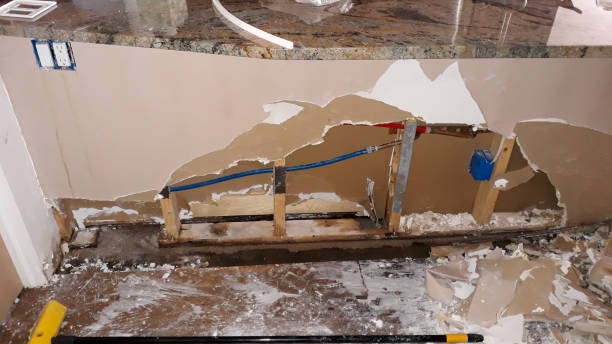 Best Water damage restoration experts  in Sacramento, CA